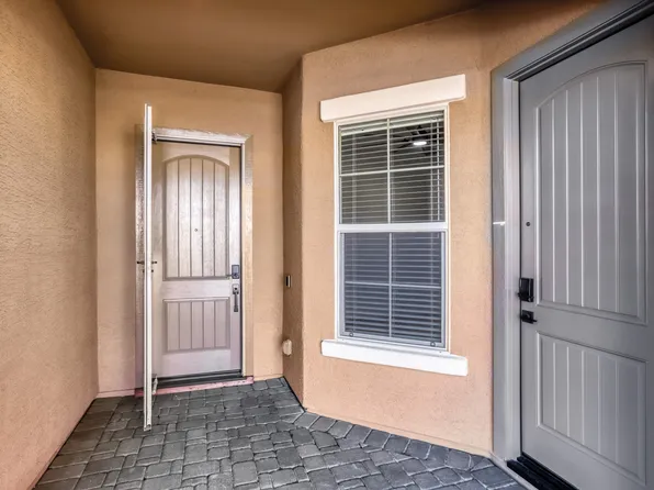 8723 W Vista Ave #A, Glendale, AZ 85305