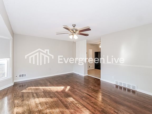 5th image of 6004 E 102nd St