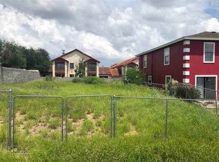 107 Valladolid Ave, Laredo, TX 78046