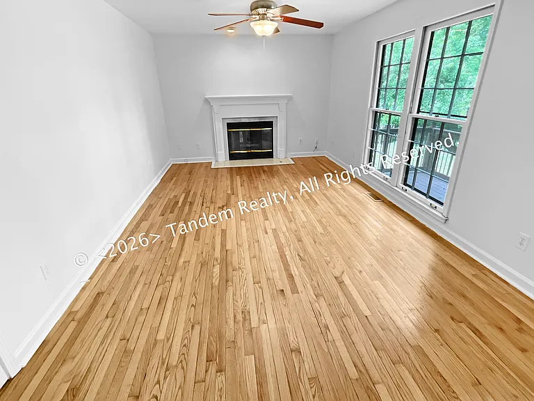 309 Oakcrest Cir (9)_04282026