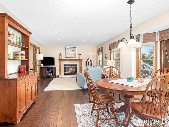 5th image of 4026 Piute Dr SW