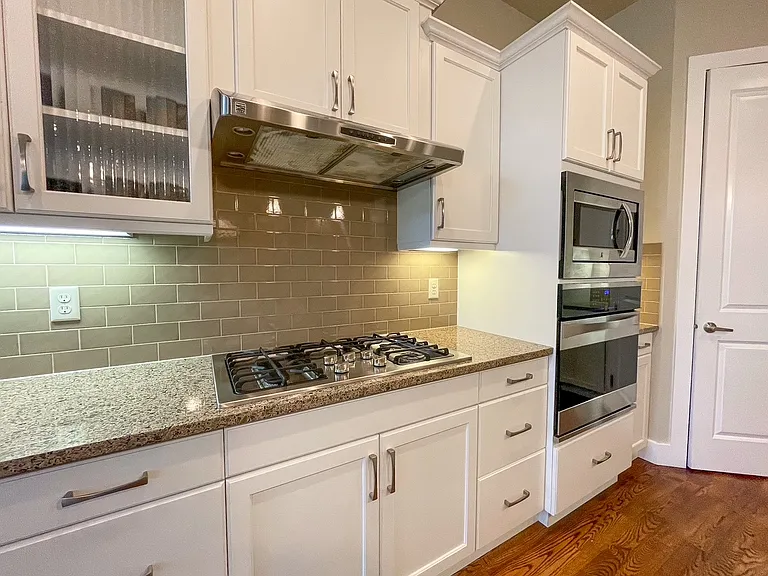 307 E Grove Creek Ln — Photo 23