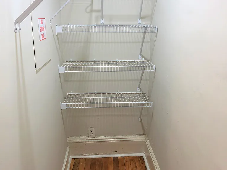 326 Madison Ave #2-326.5 — Photo 2