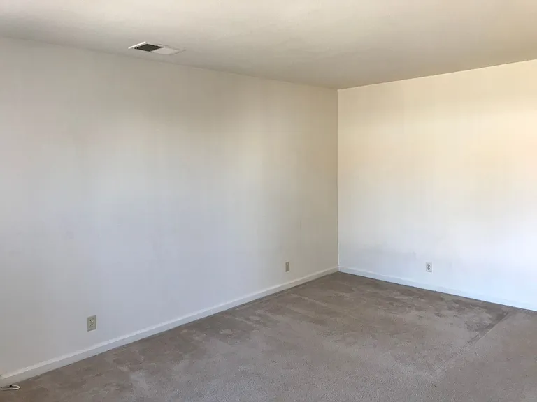 710 Harvard Ave — Photo 6