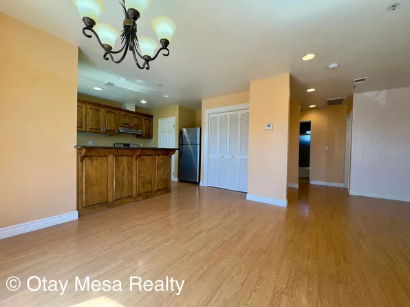 1061 Saturn Blvd, San Diego, CA 92154