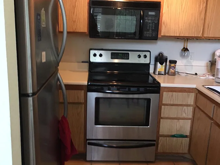 4095 Rosenda Ct — Photo 14