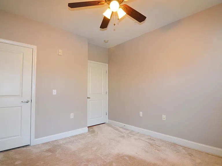 1391 Pennsylvania Ave SE #452 — Photo 8