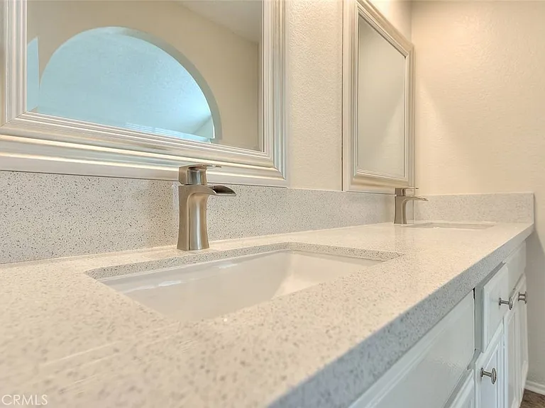 3640 Honey Glen Way — Photo 5
