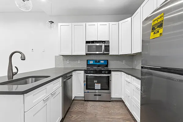 Rented by Compass | media 14