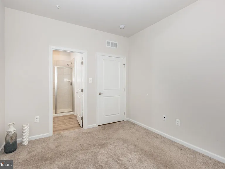 112 Sherman Way — Photo 21