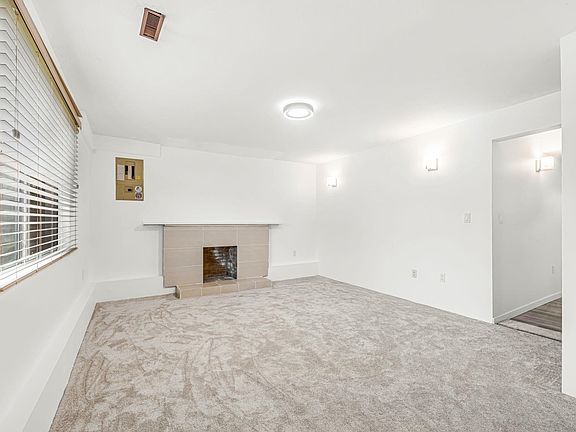 4th image of 11644 74th Ave