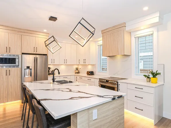 2367 Swallow Pl, Langford, BC V9B 5X4