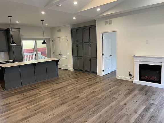 5th image of 1300 Still Creek Pl