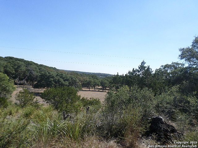 1st image of 390 Lange Creek Dr