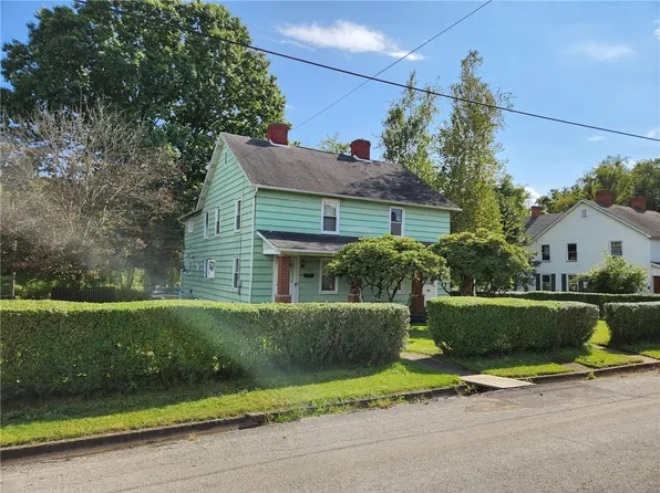 331-333 Back St, Mount Pleasant, PA 15666