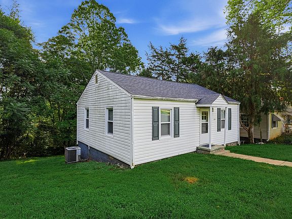 3rd image of 1224 Shirley Rd