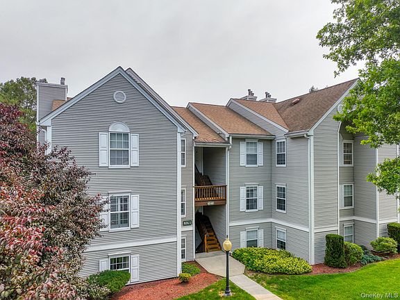 3rd image of 1130 Washington Green