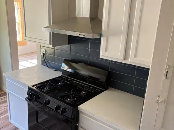 406 S Fredonia St #B, Longview, TX 75601