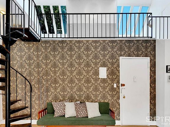 5th image of 1 Station Sq APT 401