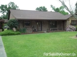 402 Pecan Loop Dr, Mont Belvieu, TX 77523