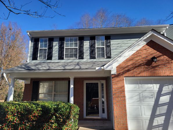 2266 Charleston Pointe SE