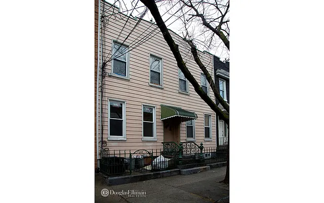 Rented by Douglas Elliman | media 27