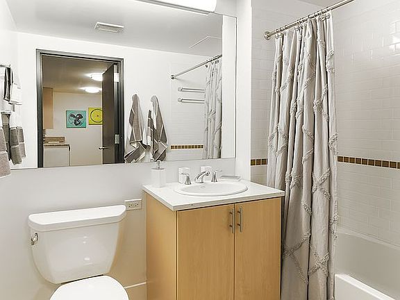 5th image of 153-30 89th Ave #218
