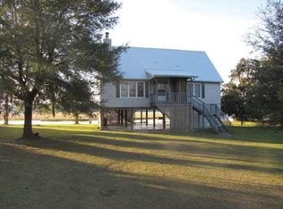 2137 Laurel Hill Rd, Edisto Island, SC 29438