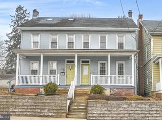 22 W Fulton St, Ephrata, PA 17522