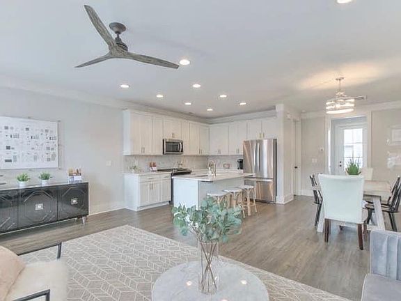 4th image of 647 Vernon Ave #37nh8rxkb