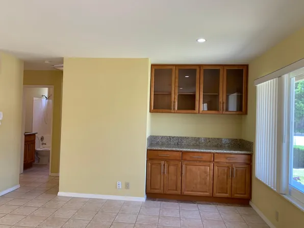 3076 Felton St, Thousand Oaks, CA 91320