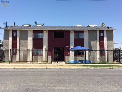 1103 L St, Bakersfield, CA, 93304