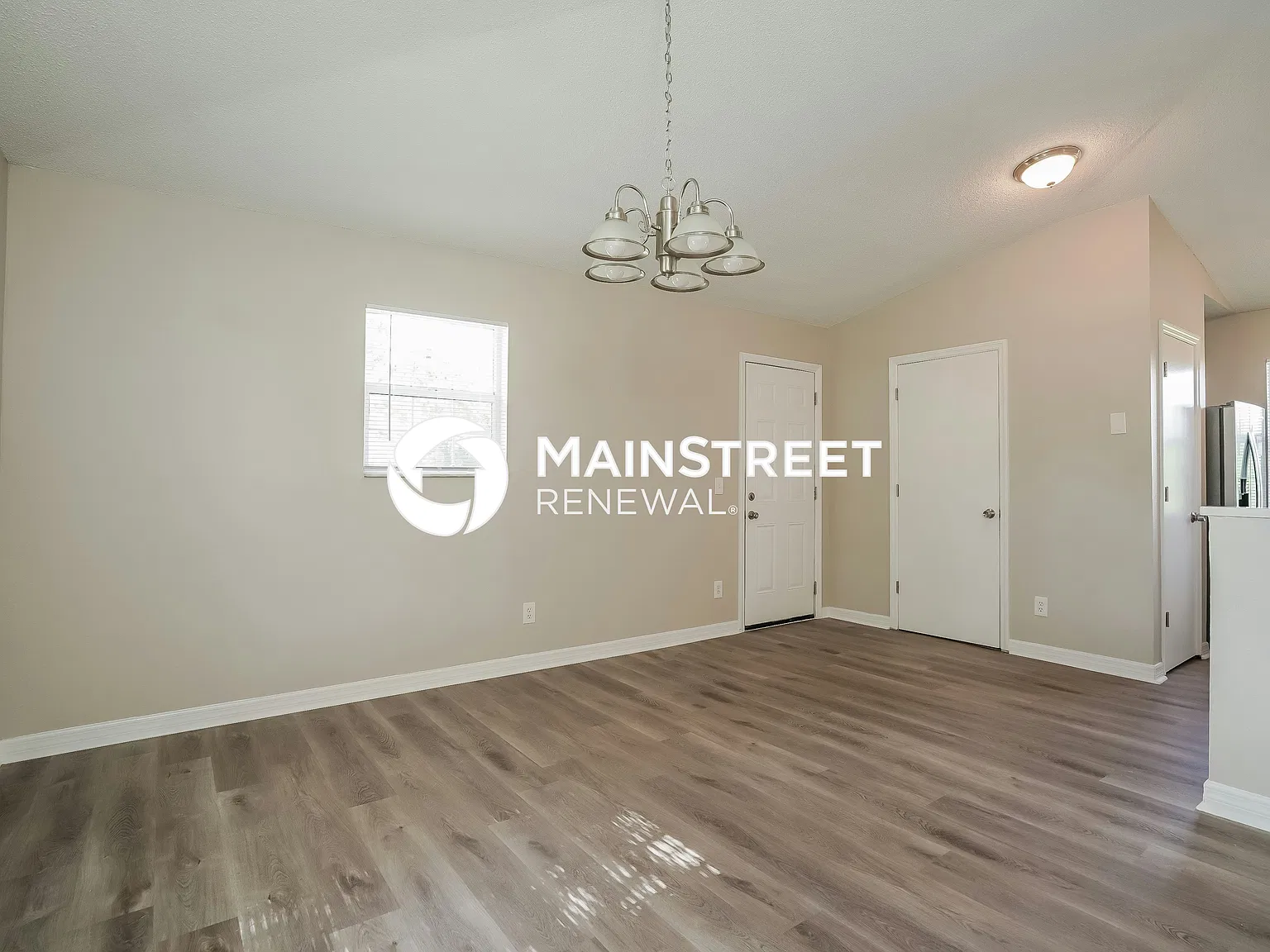 1301 Olive Ave N — Photo 4