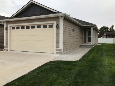 902 Sunrise Ct, Dodge City, KS, 67801