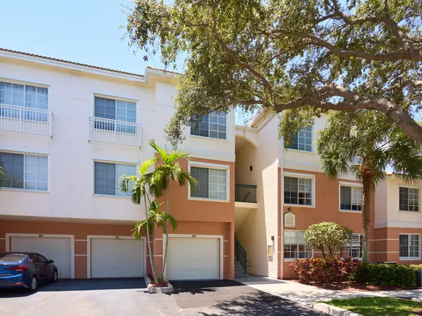 1108 Myrtlewood Cir E, Palm Beach Gardens, FL 33418