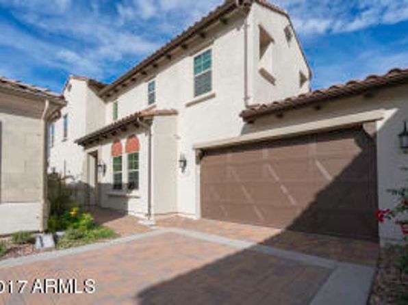 1914 W Yellowstone Way