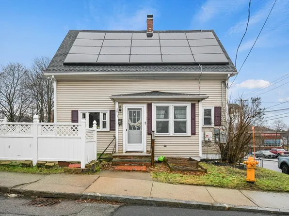 1 Regan St, Gardner, MA 01440