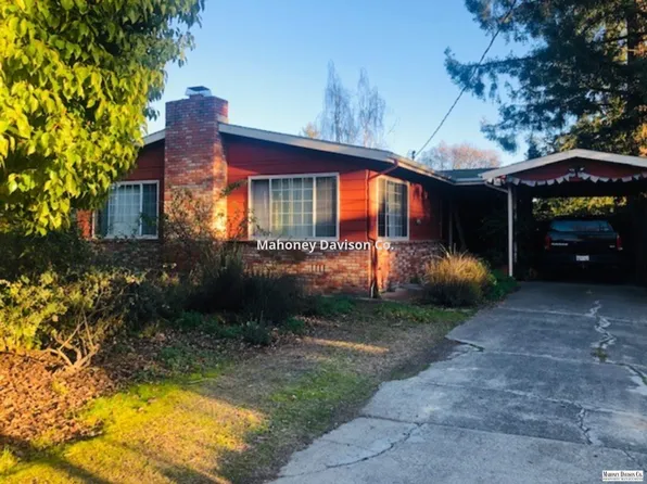 74 Benson Ln, Cotati, CA 94931