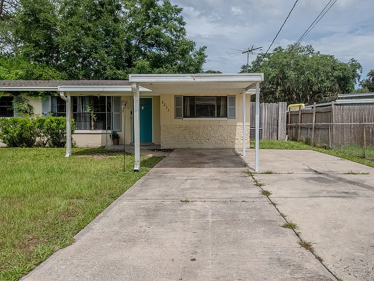La Valle Dr — Photo 28