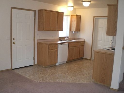 2nd image of 1368 NW Elwha St Unit 2