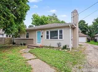 2712 Byron Center Ave SW, Wyoming, MI 49519