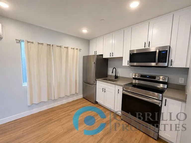 3079 Martin Ave #F — Photo 6