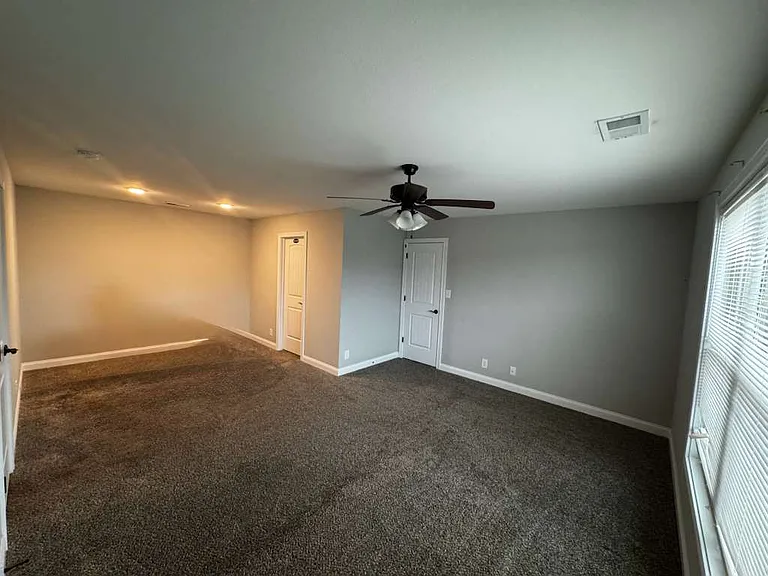 3858 Maliki Dr — Photo 19