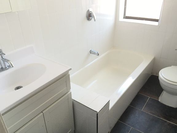 4th image of 2523 Bedford Ave