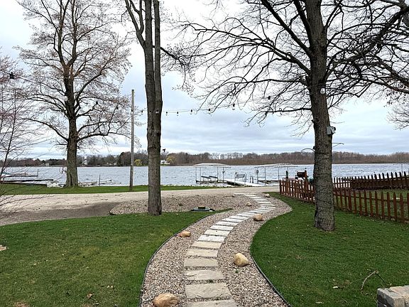 2nd image of 11345 Loon Echo Dr