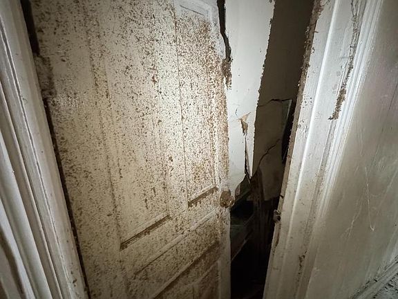 5th image of 2355 Wilder St