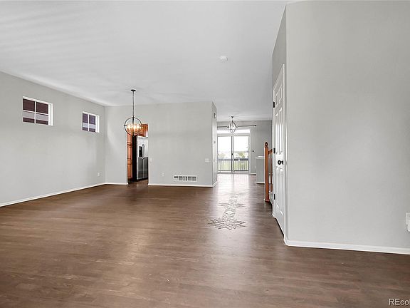 5th image of 11748 Mill Valley Street