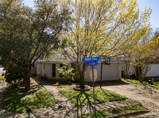 1001 Apple Cross Dr, Pflugerville, TX 78660