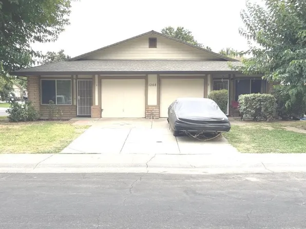 1208 Brewerton Dr, Sacramento, CA 95833