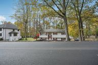 Laura Dr-S3010-001.jpg